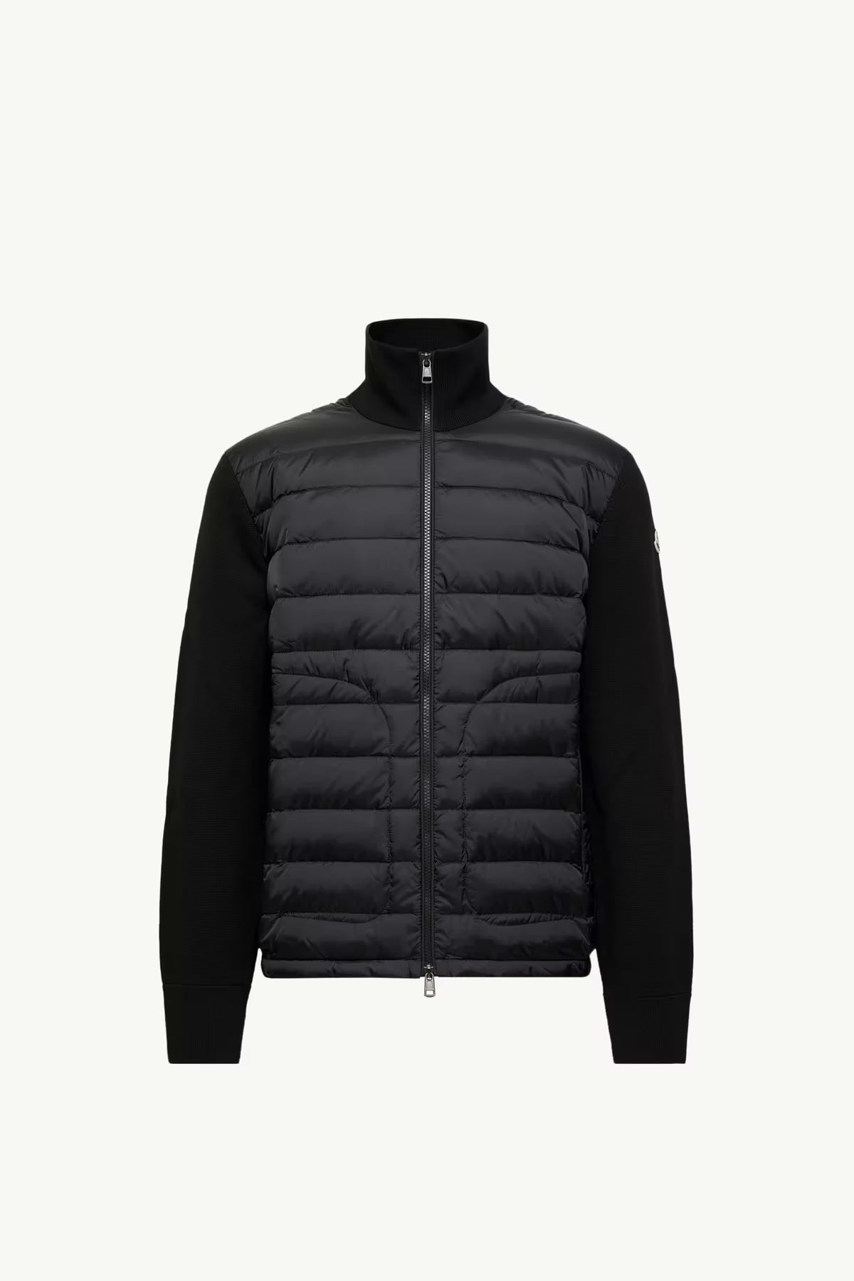Le cardigan M, sans capuche.